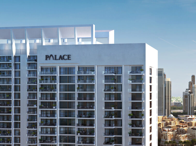 PALACE_HERO_3